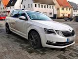 Skoda Octavia 2.0 TDI Premium Edition Combi Pr...  - Skoda Octavia: Premium Edition