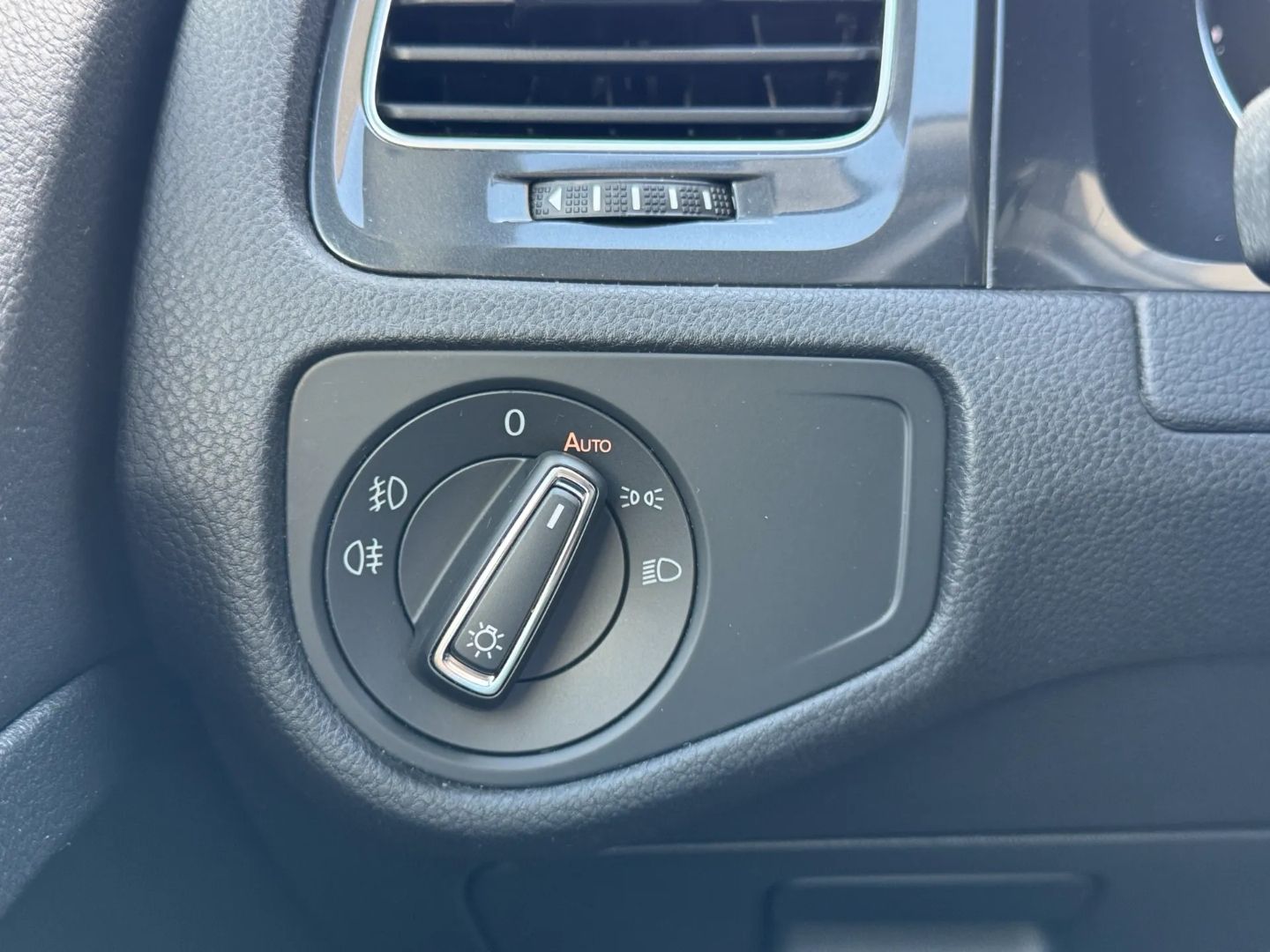 Golf VII 1.0 TSI *ACC*NAVI*KLIMA*PDC*GJR*