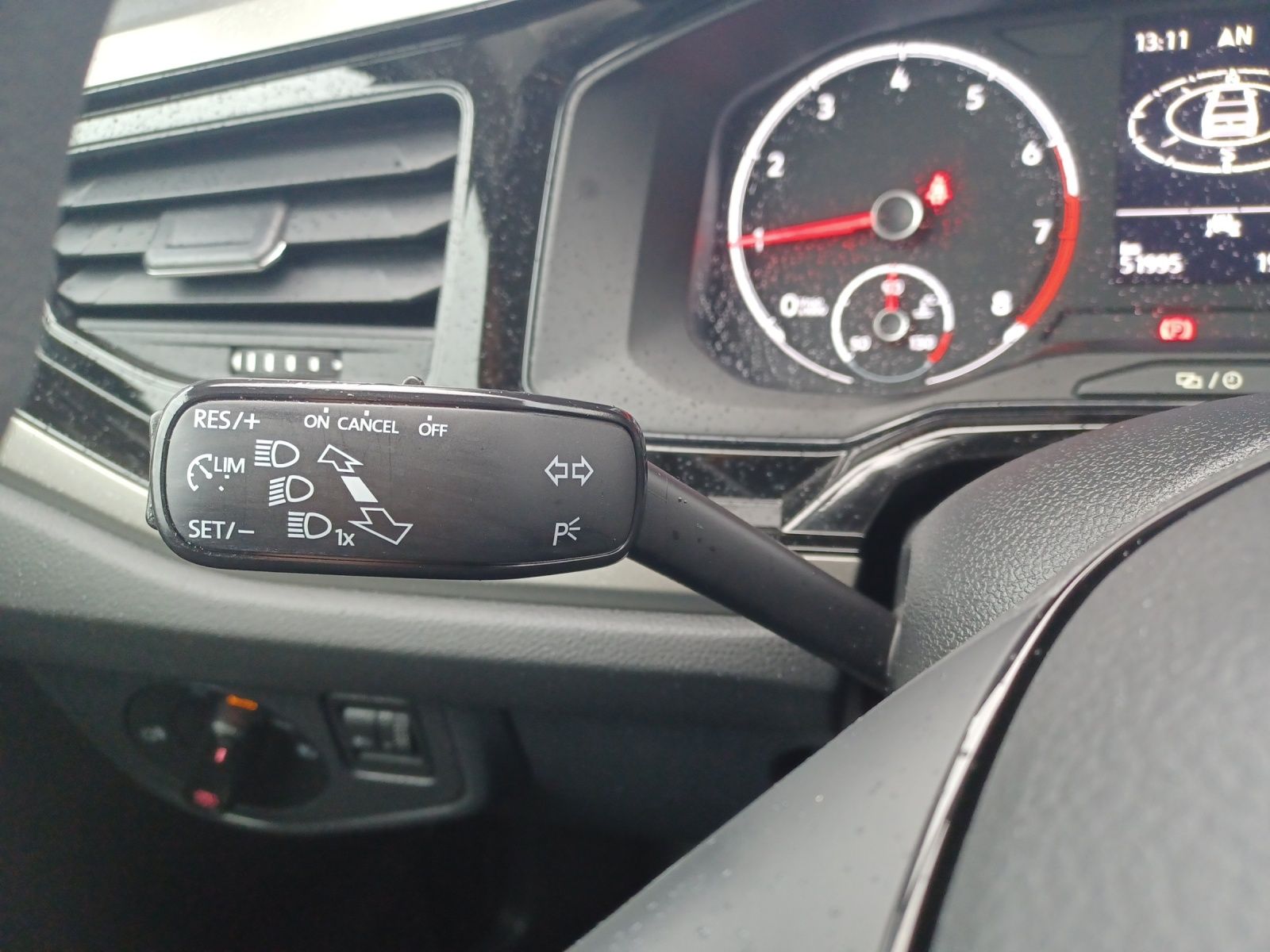 Fahrzeugabbildung Volkswagen Polo 1.0 Comfortline Navi Klima PDC