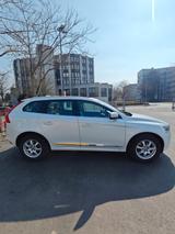 Volvo XC60 D4 Summum Geartronic Summum - gebrauchte Volvo XC60 aus dem Jahr 2014