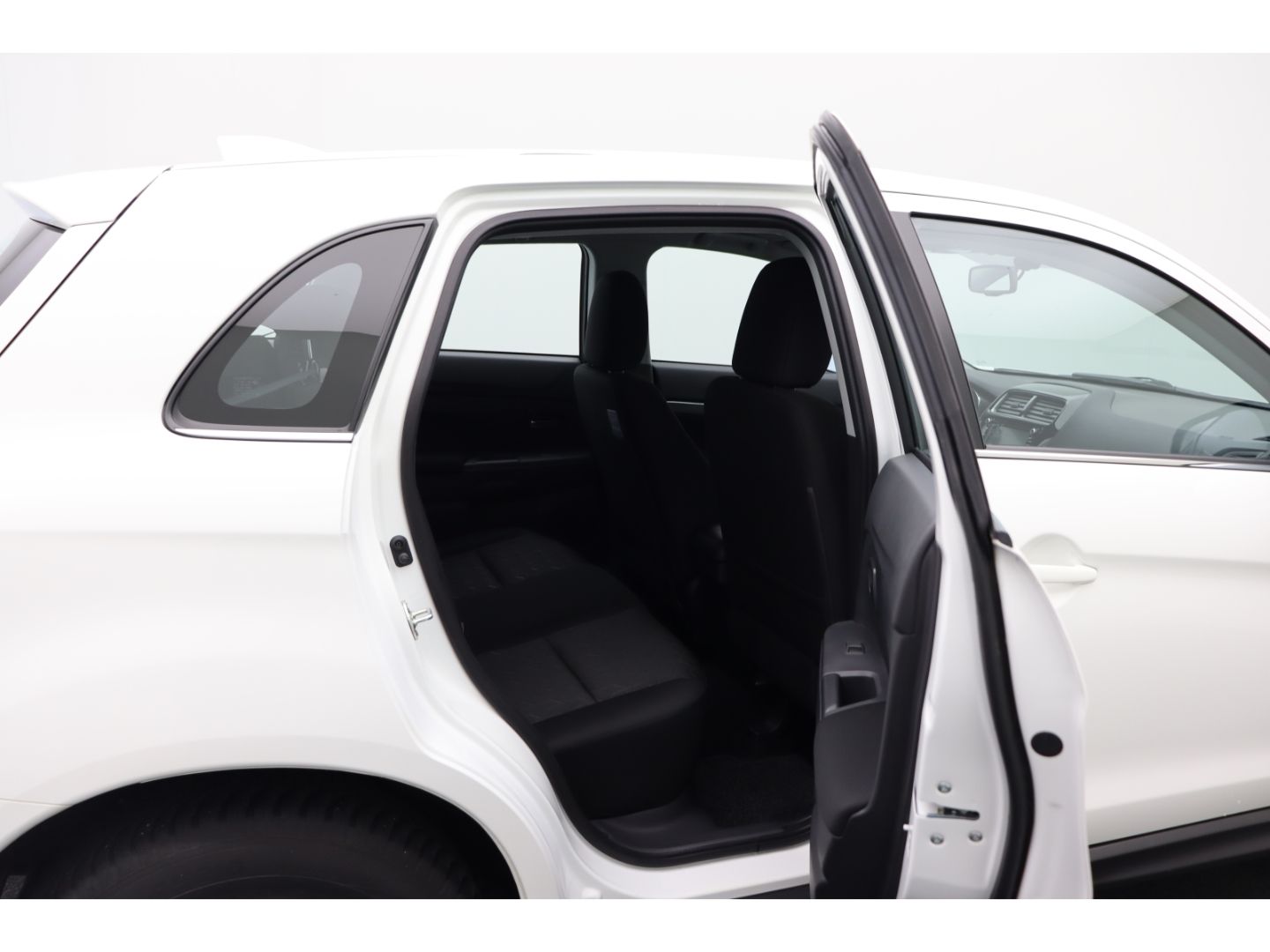 Fahrzeugabbildung Mitsubishi ASX Intro Edition 2.0 2WD