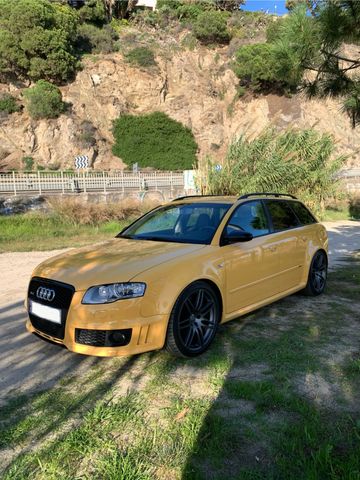 Audi RS4 Avant - Imolagelb - Schalensitze 