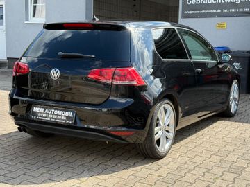 Volkswagen Golf - 6