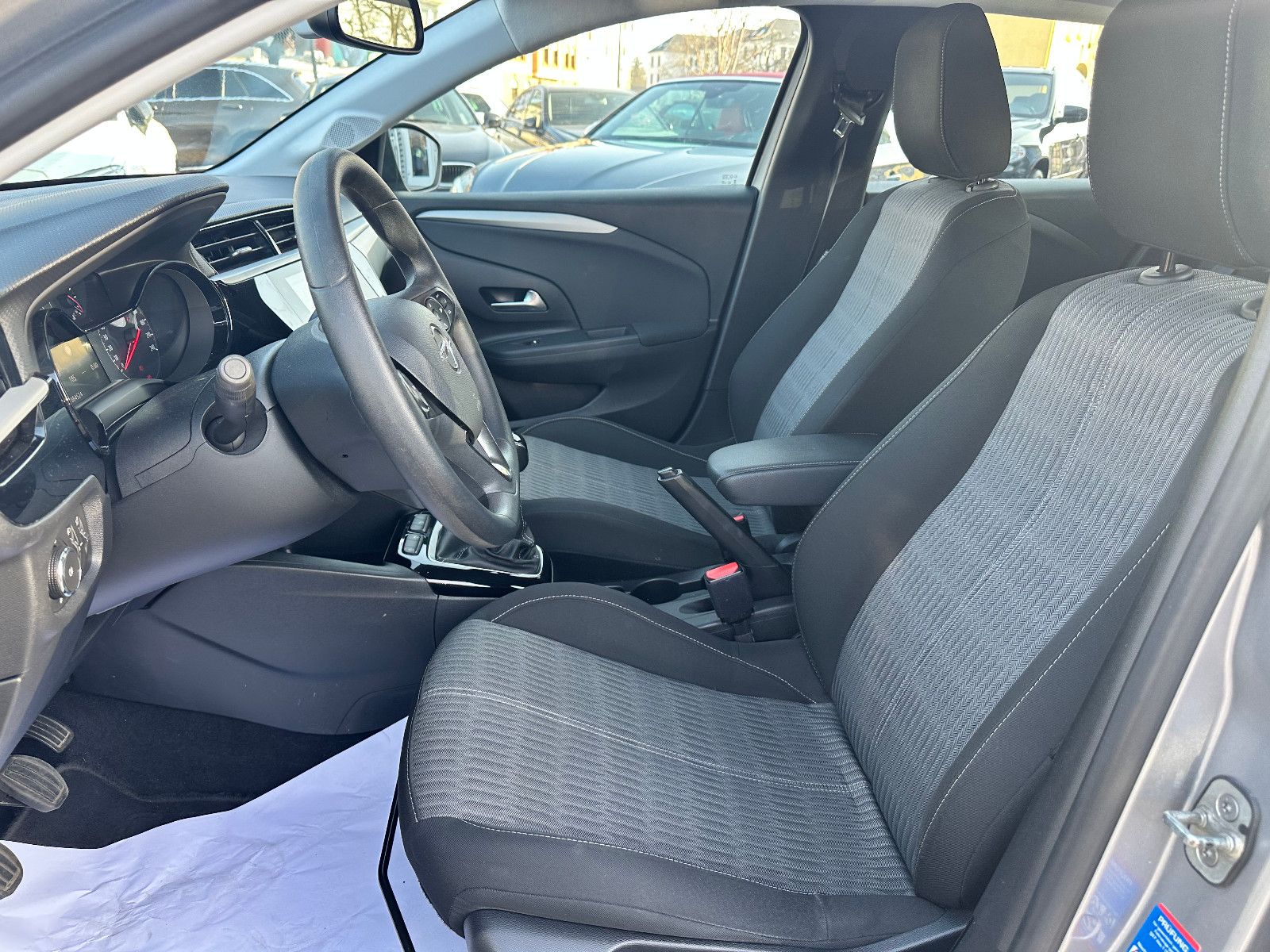 Fahrzeugabbildung Opel Corsa F Edition / PDC / Navi / CarPlay