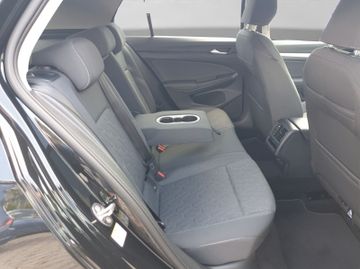 Volkswagen Golf - 6