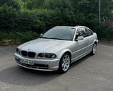 BMW E46 325Ci - - BMW 325 aus 2001: Coupe