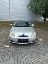 Toyota Corolla - Toyota Corolla mit Benzin-Antrieb: Kleinwagen