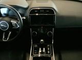 Jaguar XE R-DYNAMIC Automatik Panorama Meridian-Sound - Jaguar aus 2020