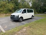 Volkswagen T5 Kombi 9-Sitzer , Klima - Volkswagen T5 Kombi: Sitzer 9