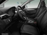 BMW X1 sDrive18i Advantage PDC Pano AHK Klima Sitzhz - silberne BMW X1
