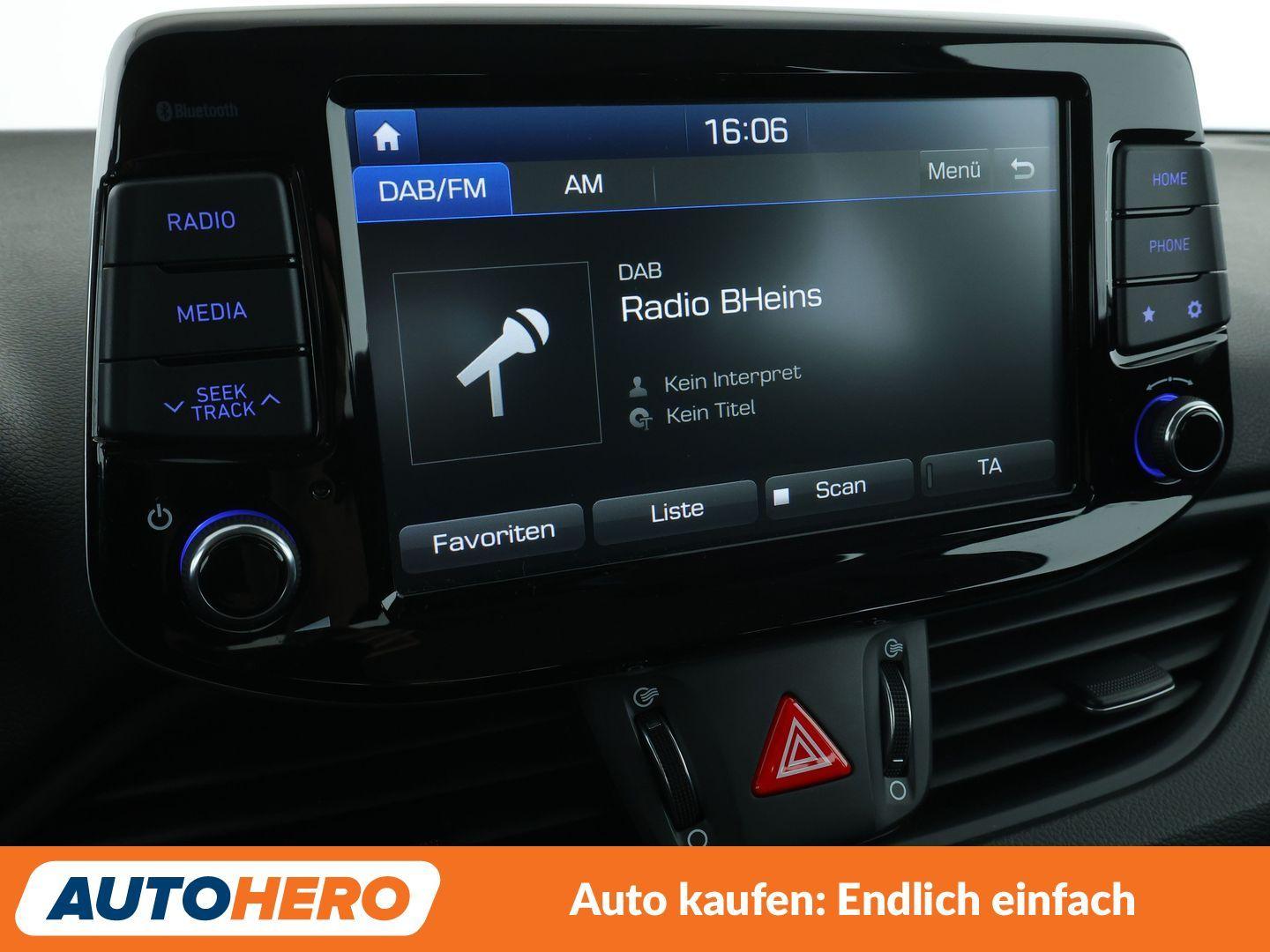 Hyundai i30 1.6 CRDi Trend*TEMPO*CAM*PDC*SHZ*KLIMA*