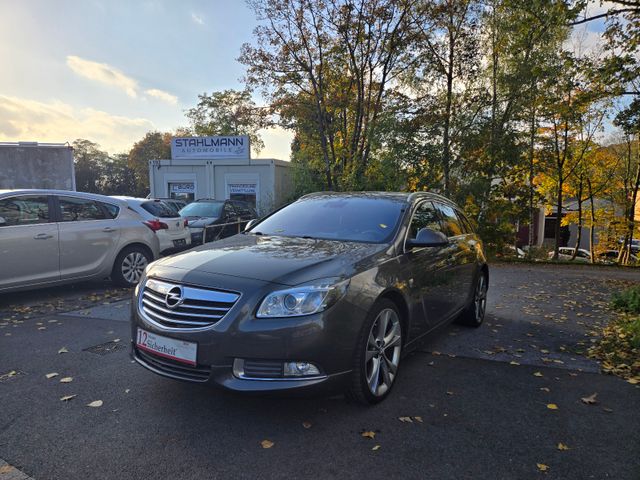 Opel Insignia A Sports Tourer Innovation 4x4Vollaust.