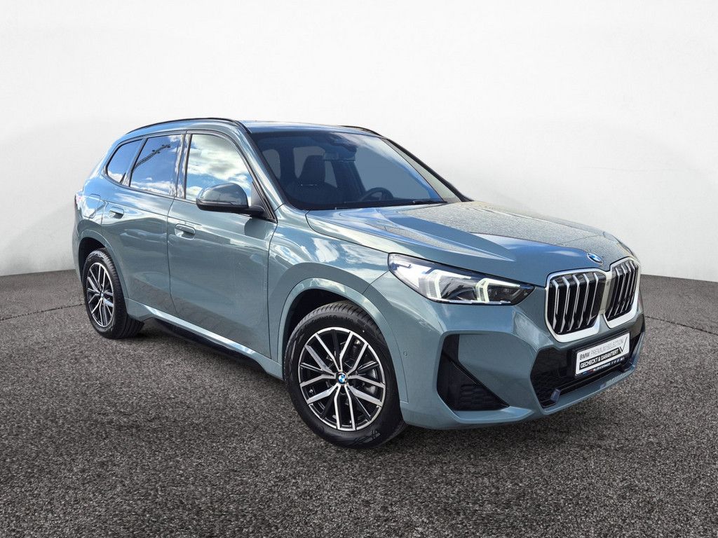 BMW X1 sDrive 18i M-Sport AHK PANO KAM LED NAVI SHZG foto 3