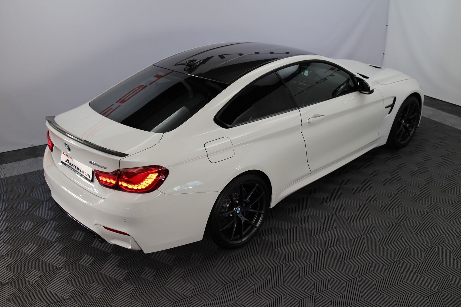 BMW M4 CS Head-Up M Driver's foto 11