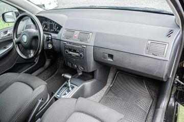 Fahrzeugabbildung SKODA Fabia Combi Ambiente |KLIMA|SHZ|CD-RADIO|
