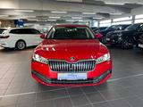 Skoda Superb 2.0 TDI Combi Style Business Paket+AHK - Skoda Superb: Business