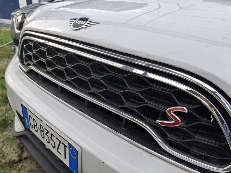 MINI Countryman Mini Countryman 2.0 Cooper SD Hy imagem 2