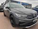 Volkswagen Tiguan Urban Sport mit LED+PDC+NAVI+18Zoll - Volkswagen Tiguan URBAN-SPORT