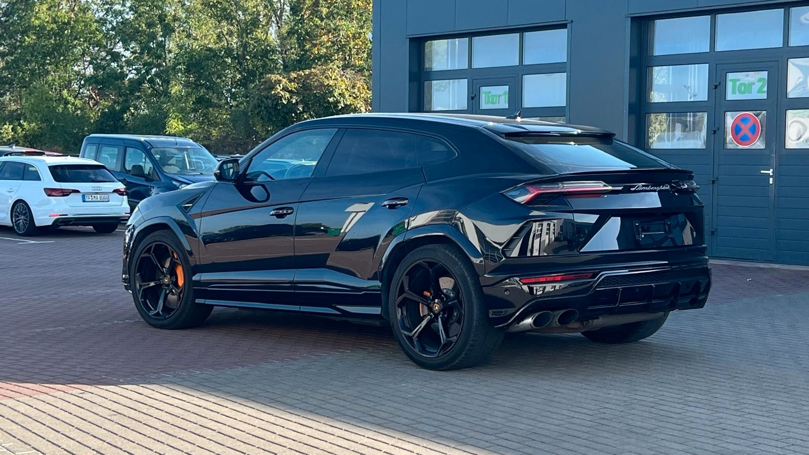 Fahrzeugabbildung Lamborghini Urus LP650 *PANO*Carbon*HeUp*22**Mietkauf*