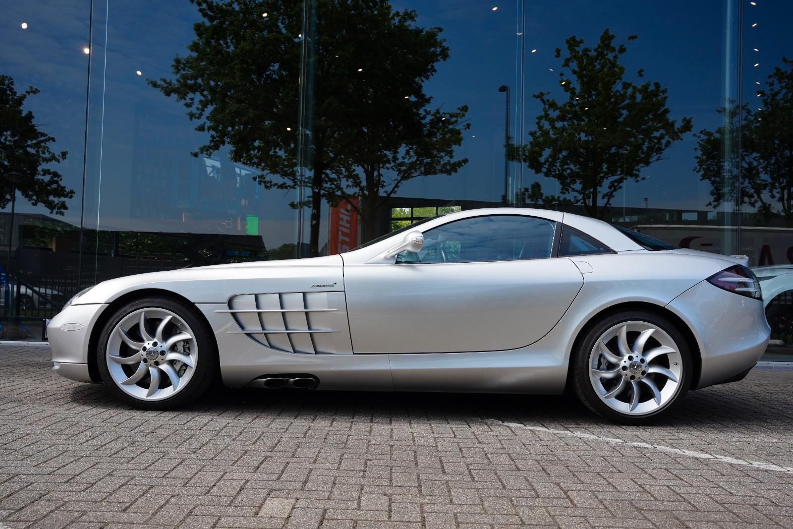 Mercedes-Benz SLR 5.4 V8 McLaren NEUE SERVICE