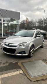 Opel Tigra Twintop 104.000 km EZ 2009 mit Tüv - Opel Tigra: Twintop