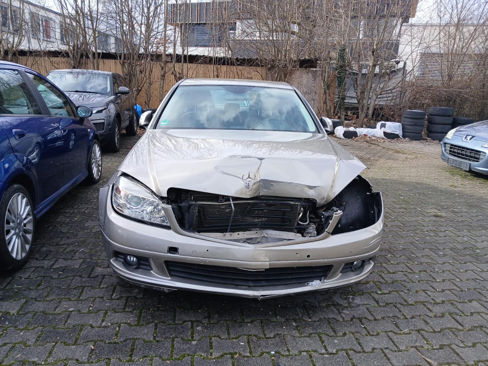 Mercedes-Benz C 180 C Limousine C 180 Kompressor