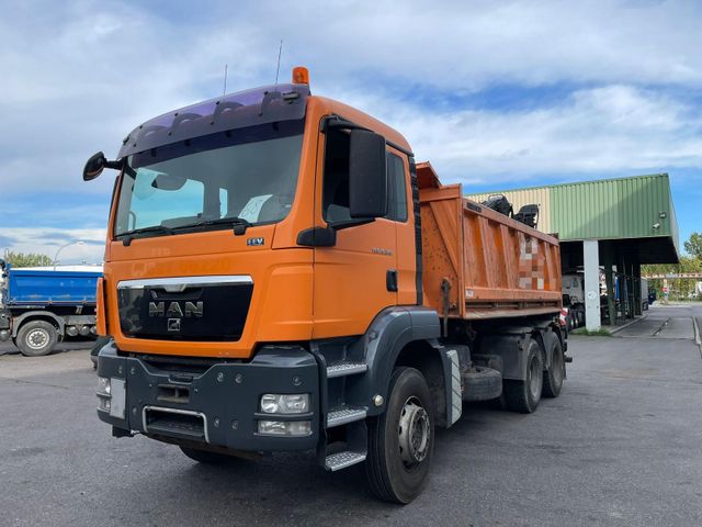 MAN TGS    26.360  /   Jonsered  J 1090