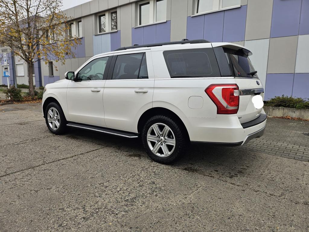 Ford Expedition