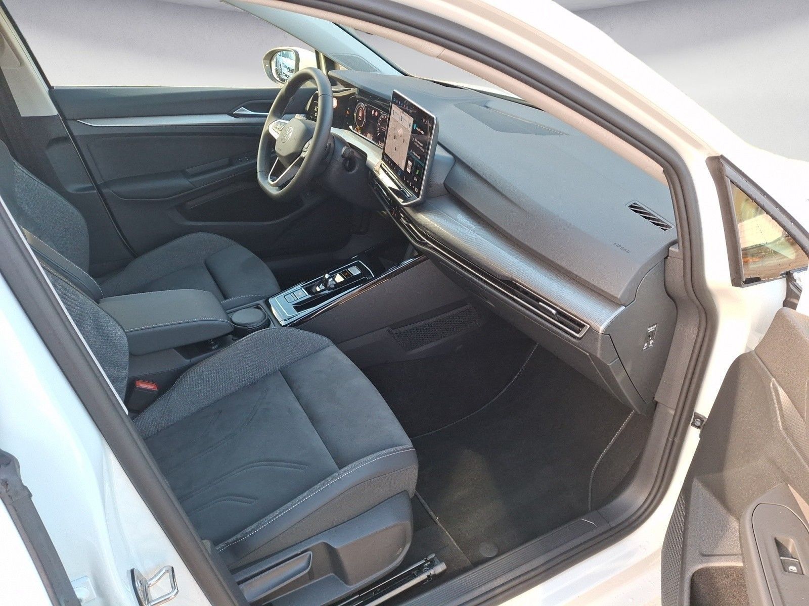 Volkswagen Golf - Bild 9