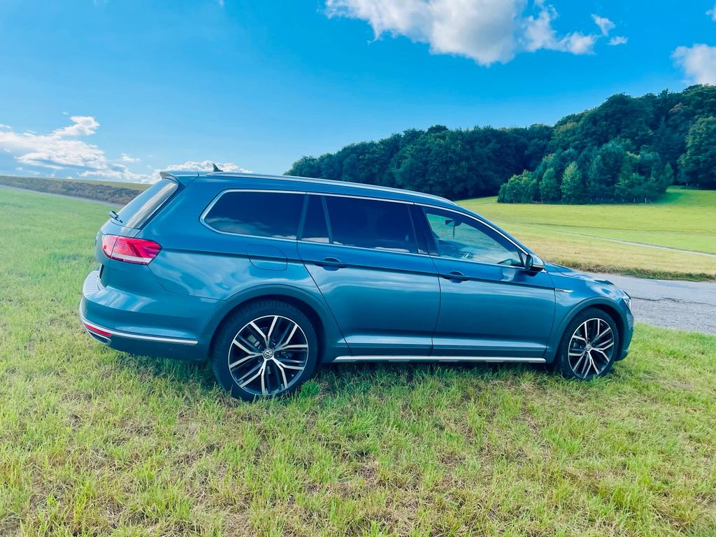 Image of Volkswagen Passat Alltrack