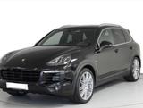 Porsche Cayenne Diesel - PDLS+*PANO*21''AHK*LUFT*18 WEGE - Porsche in Fürth