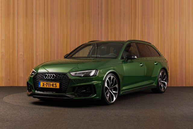 Audi RS4 Avant 2.9 TFSI-CERAMIC-B&O-20"-PANO-ACC