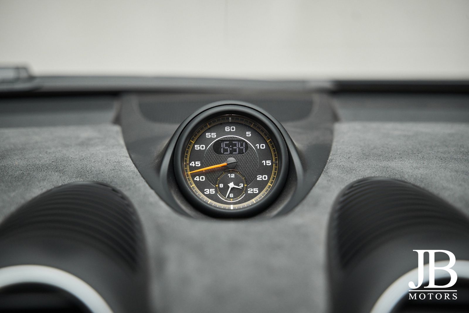 Fahrzeugabbildung Porsche Spyder RS Weissach PCCB Lift Magnesium Chrono