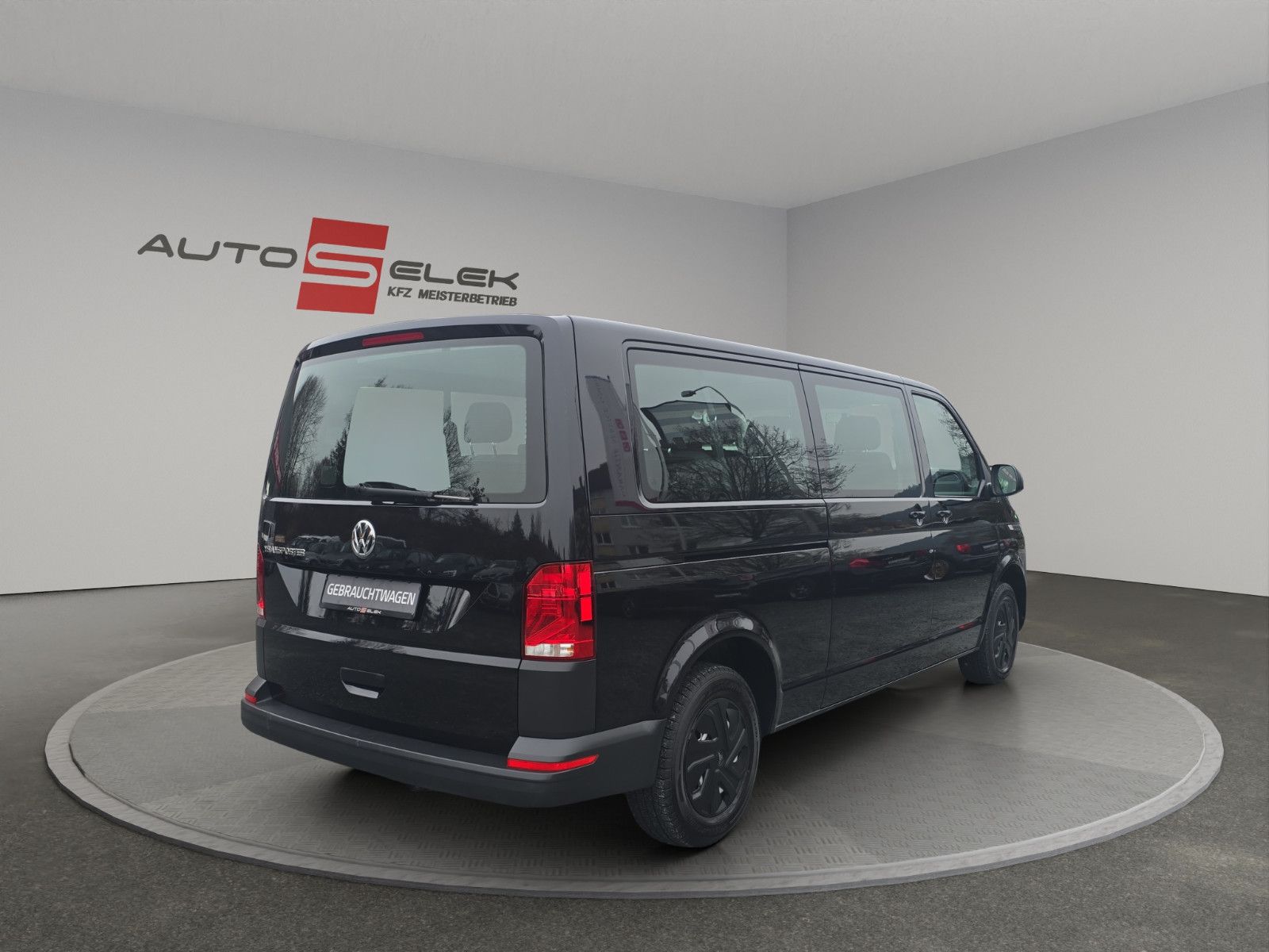 Fahrzeugabbildung Volkswagen T6 Transporter Kombi Lang 9-Sitze Tempomat SHZ