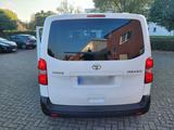 Toyota Proste 9 sitze  1,5 L - Toyota Yaris: Van