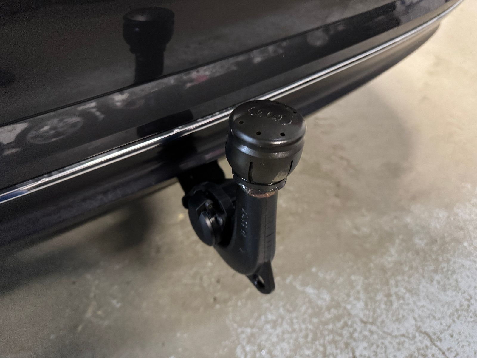 Fahrzeugabbildung Audi A4 Avant DESIGN S-TRONIC PANO STHD AHK LEDER