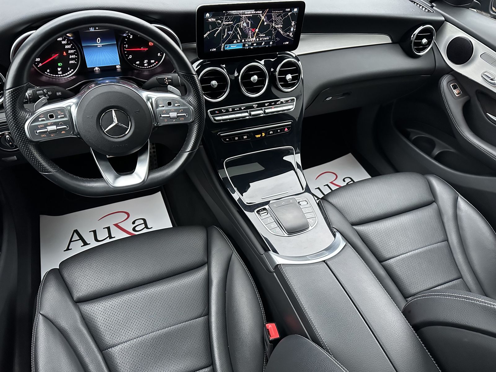 Fahrzeugabbildung Mercedes-Benz GLC 200d 4M AMG-Line NAV+LED+AHK+HUD+PANO+ACC+PP