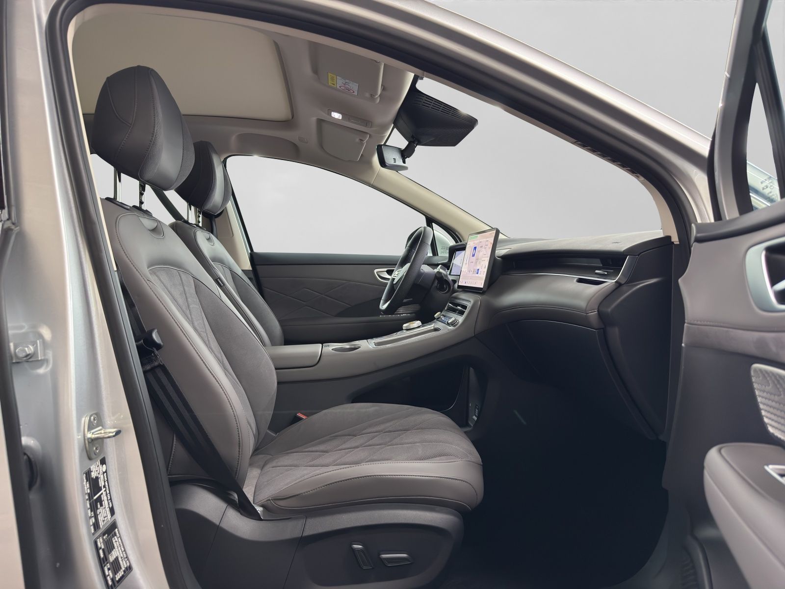 MG S6 EV