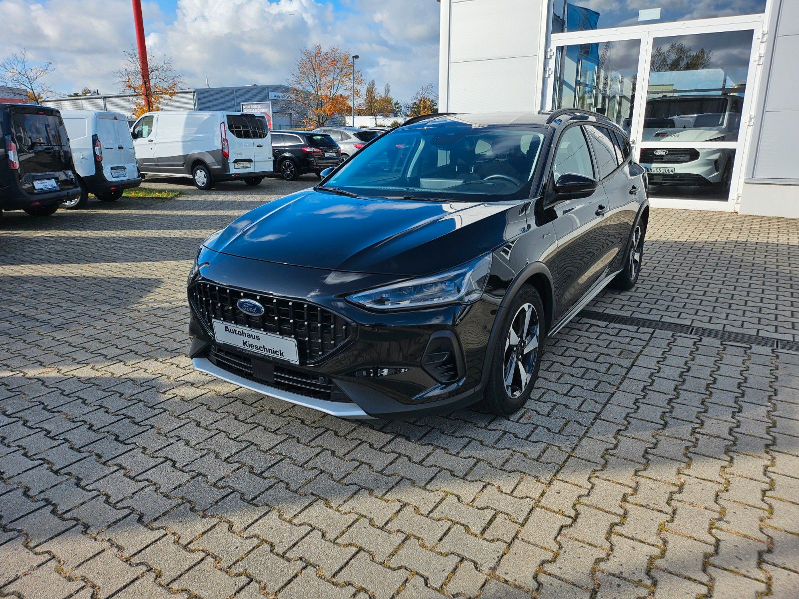 Fahrzeugabbildung Ford Focus Turnier Active X
