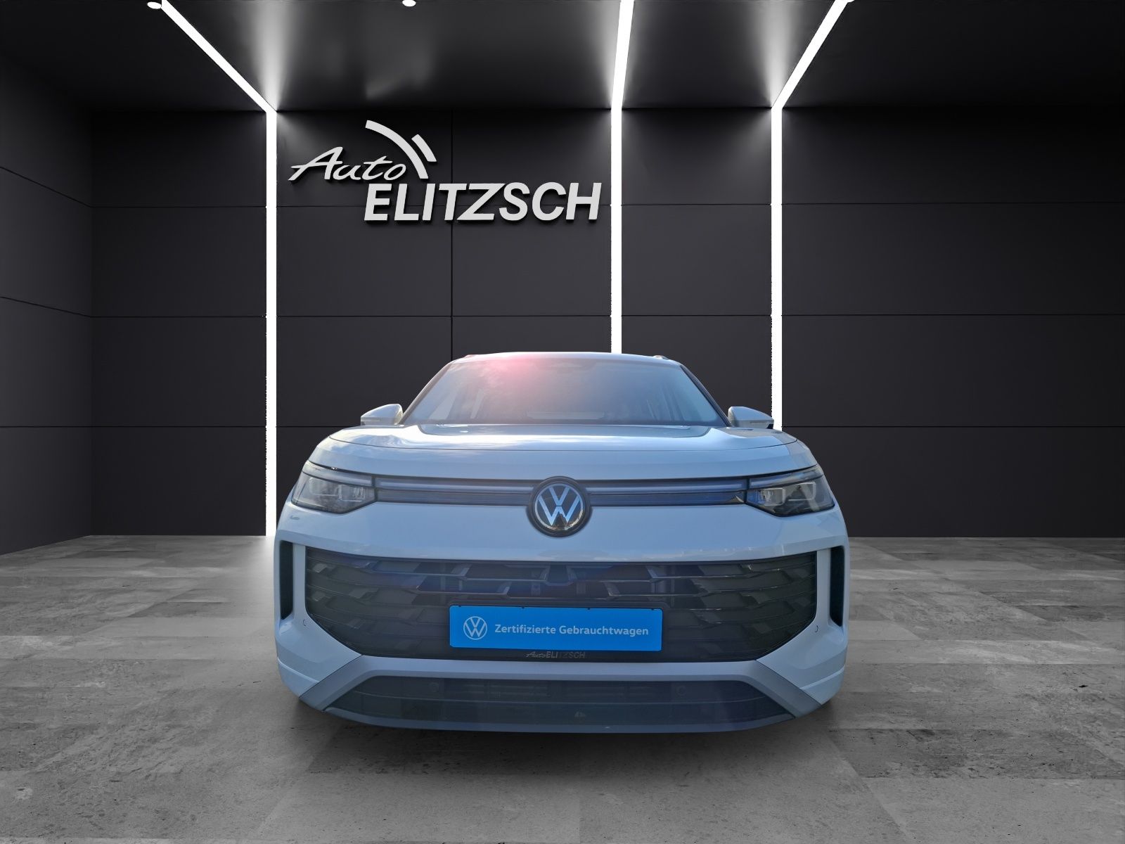 Fahrzeugabbildung Volkswagen Tayron TDI Life DSG 4M LED AHK Navi AID ACC RFK