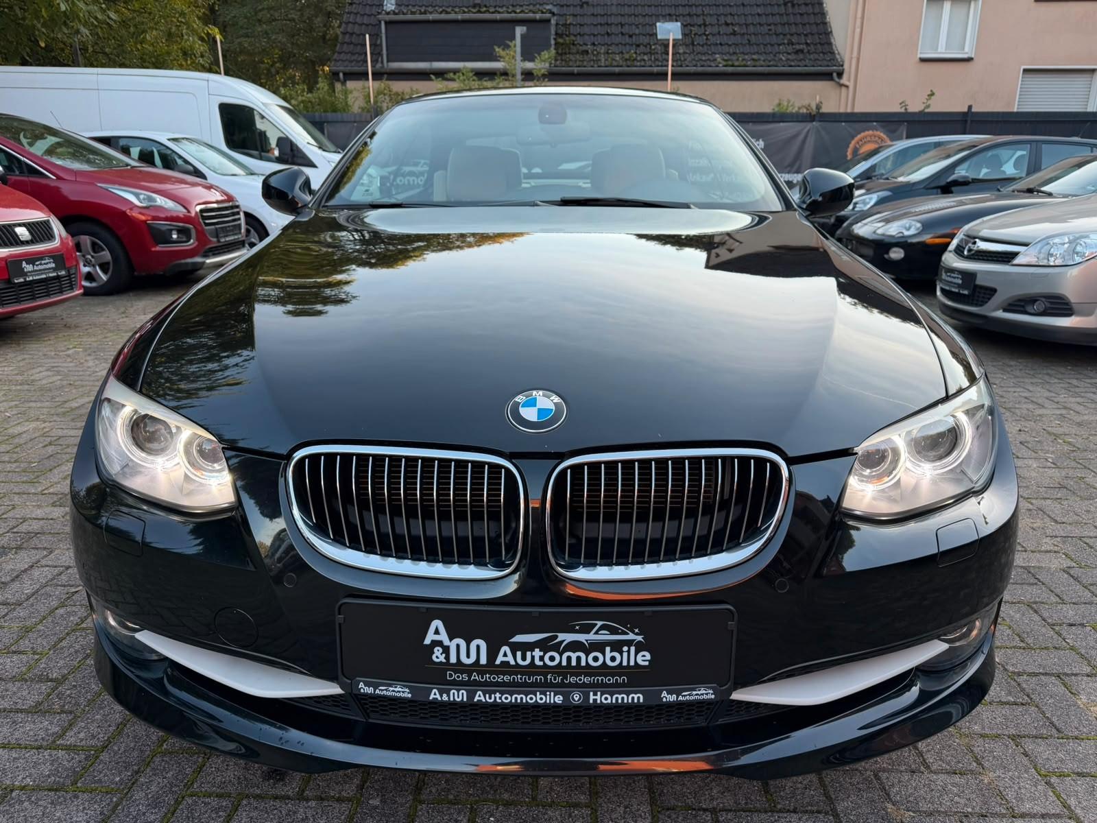 BMW 330 i Cabrio *Automa./Navi/SHZ/Leder/Tüv 02/2028