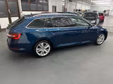Skoda Superb Combi Style 4x4 2.0TDI DSG Panorama Navi - Skoda Superb Gebrauchtwagen