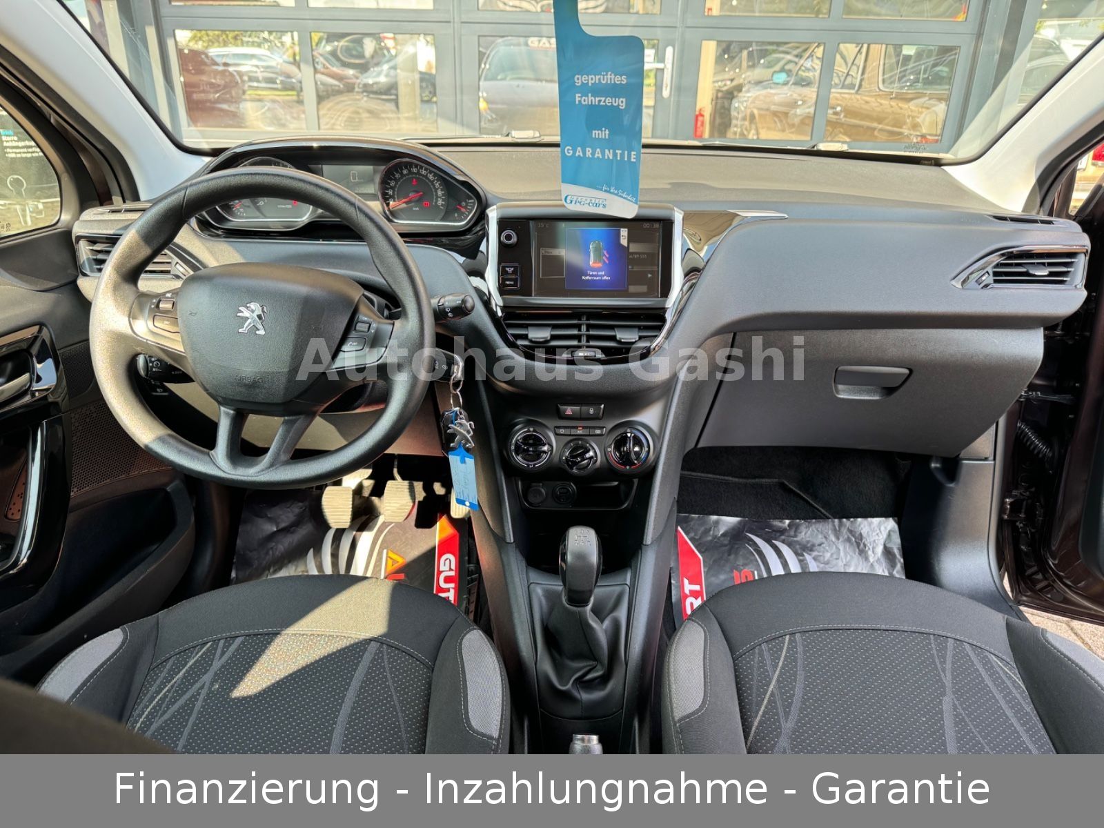 Fahrzeugabbildung Peugeot 208* 2.HD*Klima*Tempomat*PDC*Allwetter-Reifen