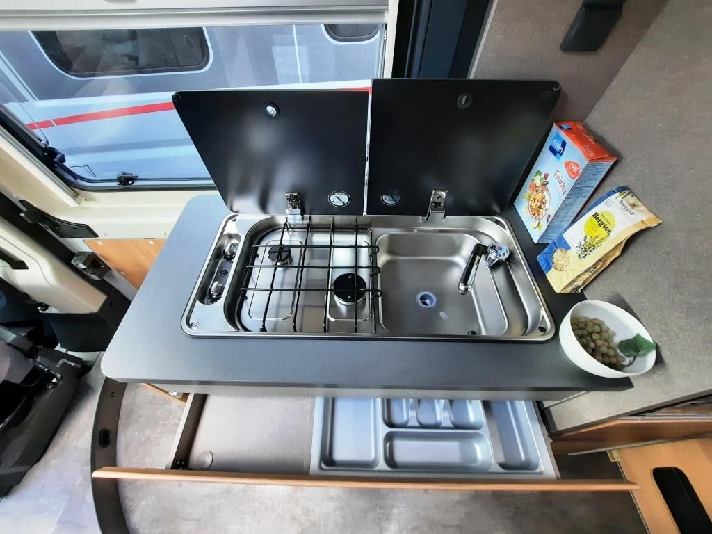 Fahrzeugabbildung Dethleffs Globetrail 600 DF Classic Verfüg./Sparen Sie 5.0