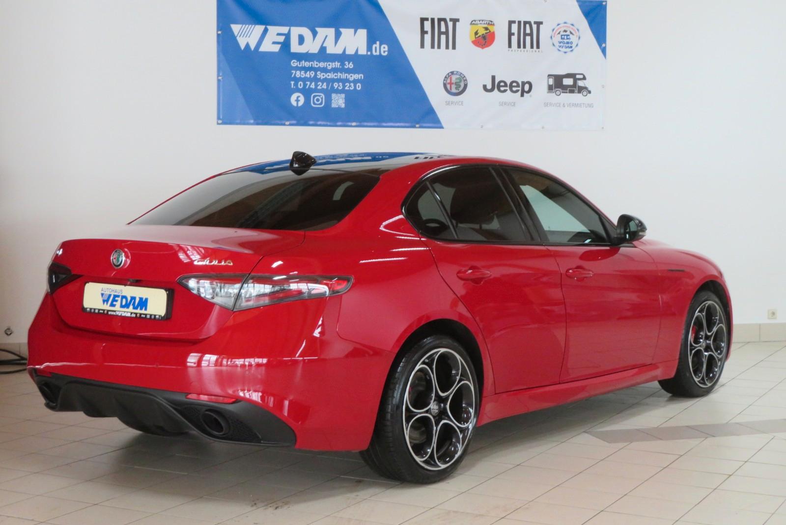 Alfa Romeo Giulia Competizione Q4 280PS *Schiebedach*