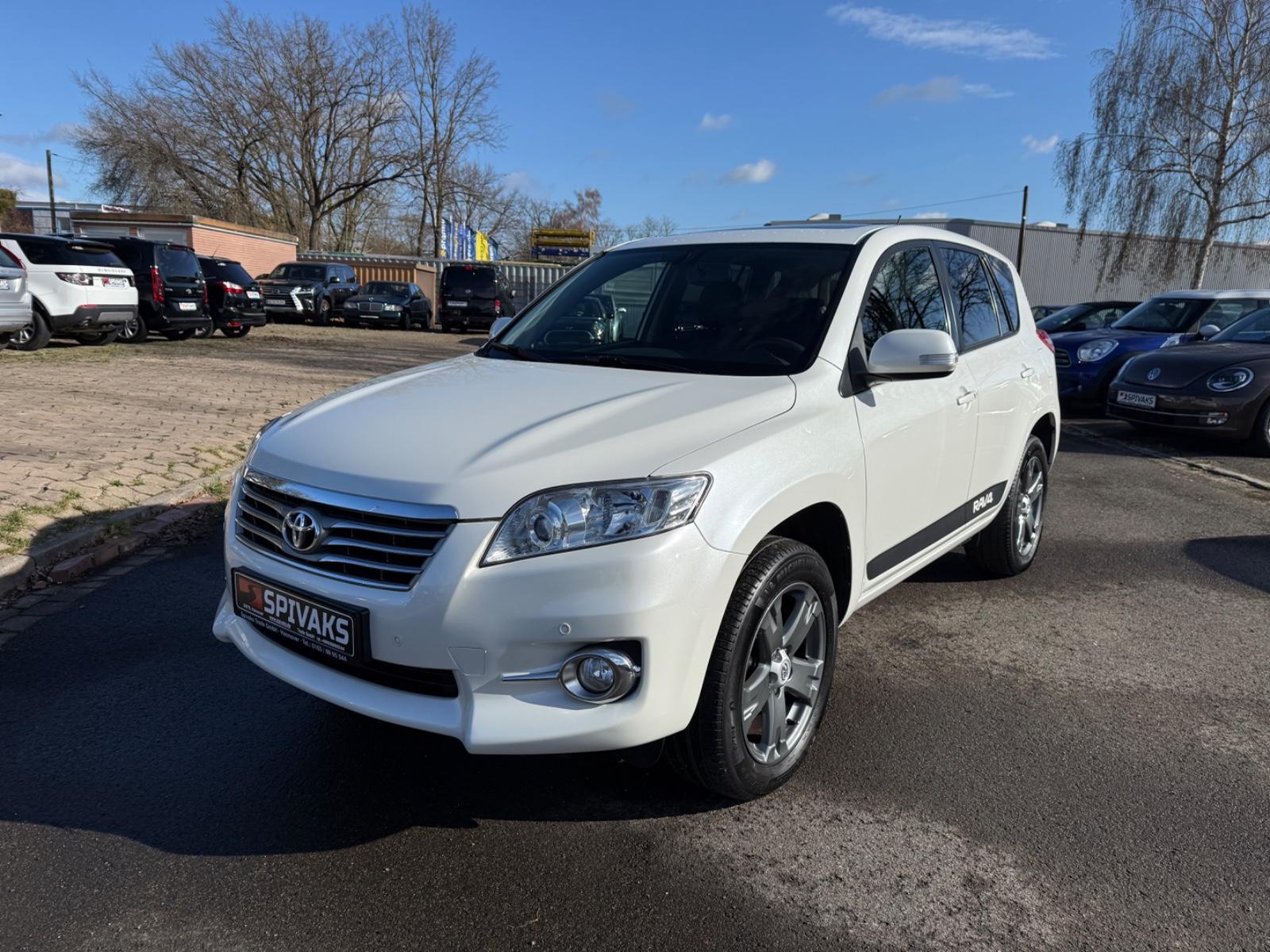 Toyota RAV 4 Life  Keyless Leder Navi Schaltwippen