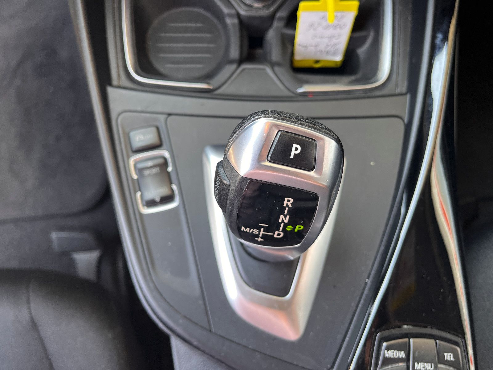 Fahrzeugabbildung BMW 118 1 Limousine 5-trg. 118 i Advantage Automatik