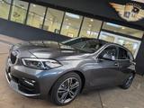 BMW 118d Automatik Sport Line/M Sport Head-Up/17" - BMW 1er Reihe: M