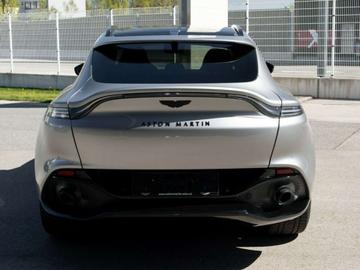 صورة 6 لـ 2023 Aston Martin DBX