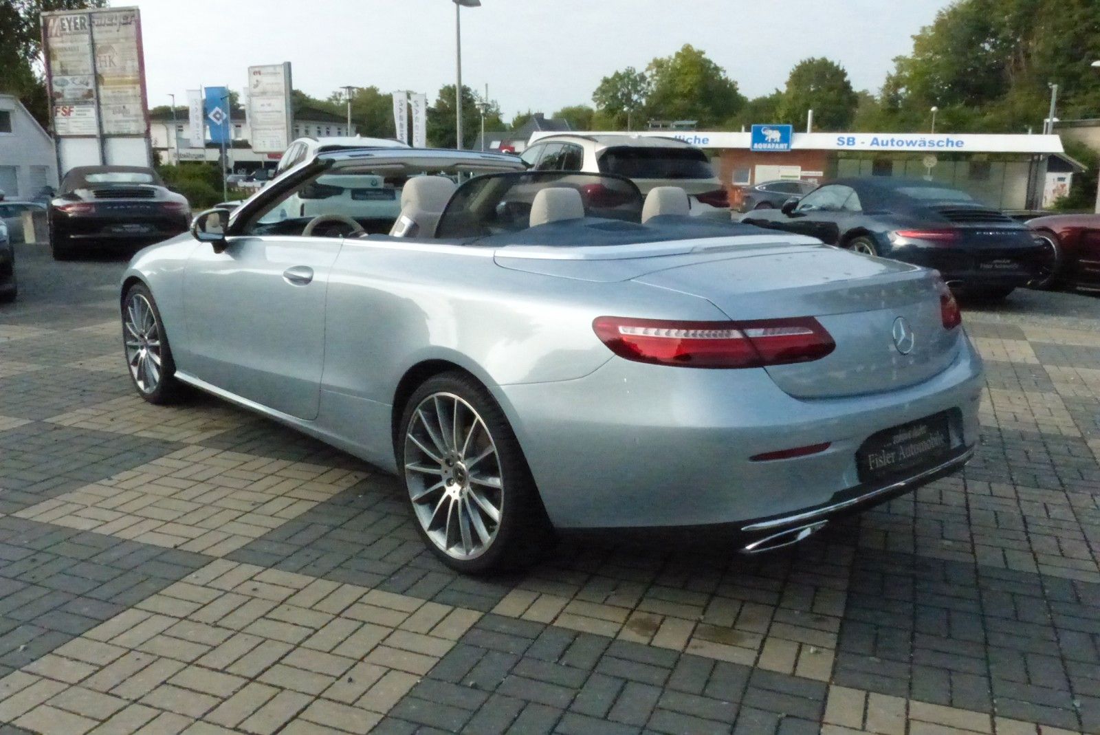 Mercedes-Benz E 200 edle Farbkombi Distronic AMG-Felgen foto 3